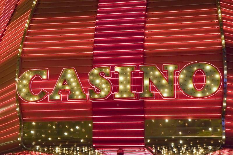 83395-casino-neon (1)